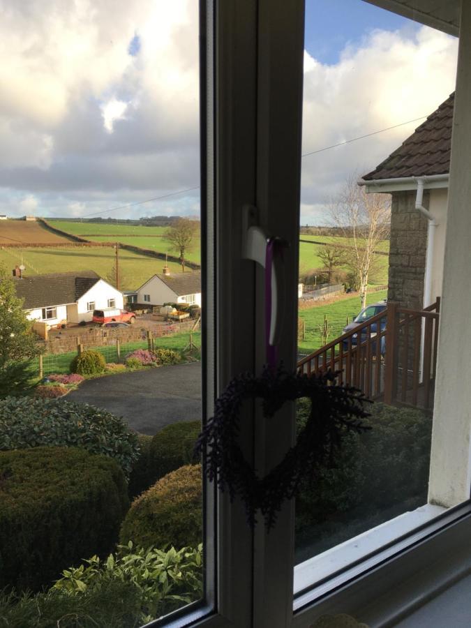 Tower View Bed & Breakfast Barnstaple Exterior photo